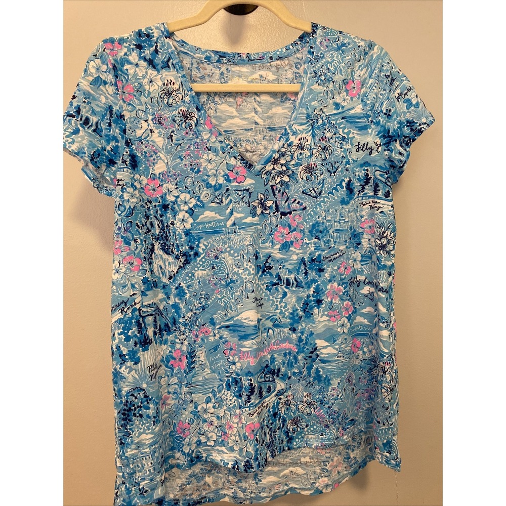 Lilly Pulitzer Etta V-Neck Top Blue Peri Lilly Loves‎ North Carolina Nc Size S - Picture 4 of 7